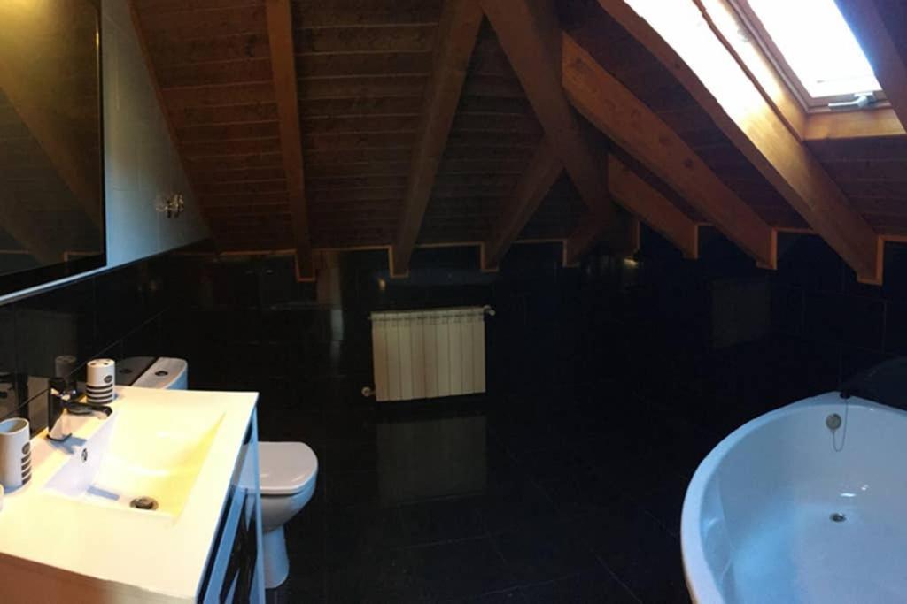 Corullón La Casa Del Poetaヴィラ エクステリア 写真